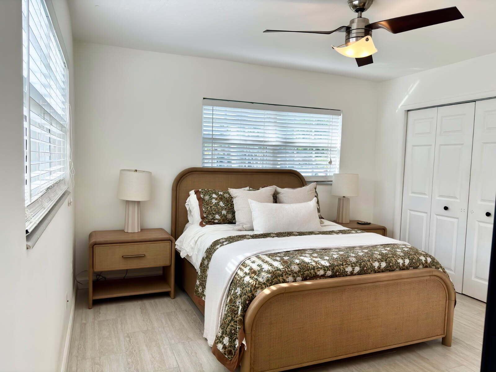 1421 NE 41ST Street, Oakland Park, FL 33334, Oakland Park