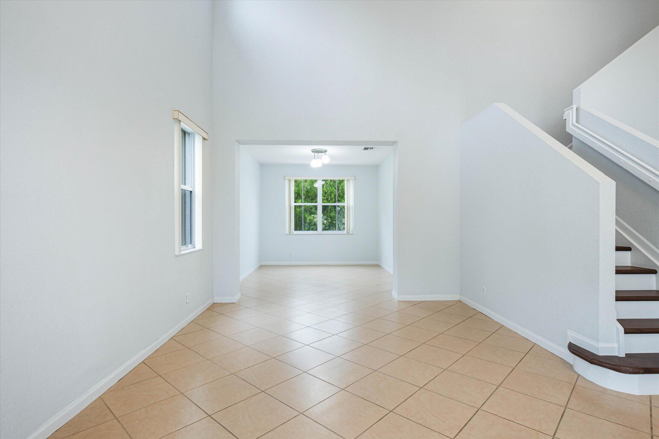 890 HAWTHORN Terrace, Weston, FL 33327, Weston - Photo 5