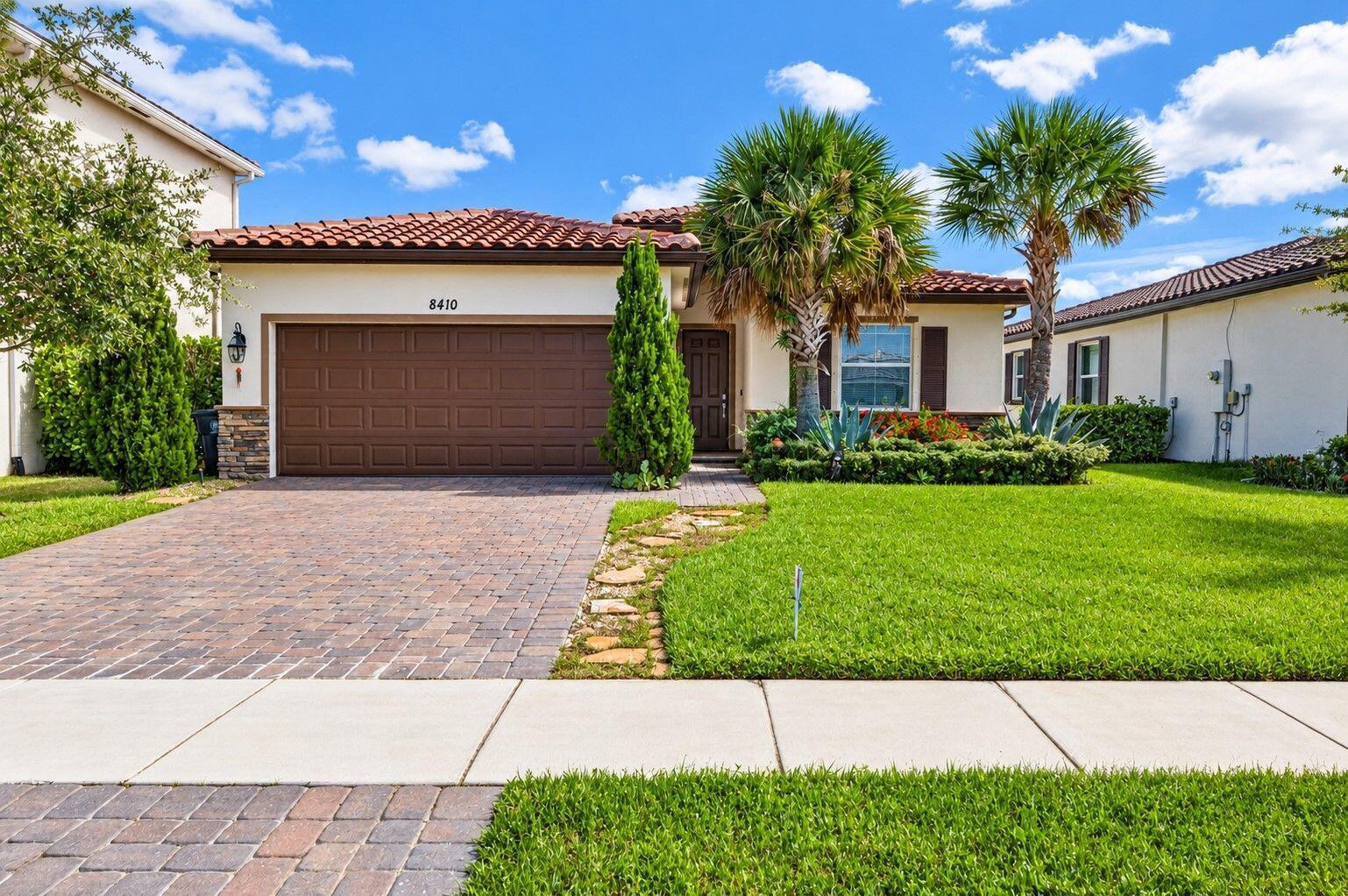 8410 NW GREENBANK Circle, Port St. Lucie, FL 34987, Port St. Lucie - Photo 3