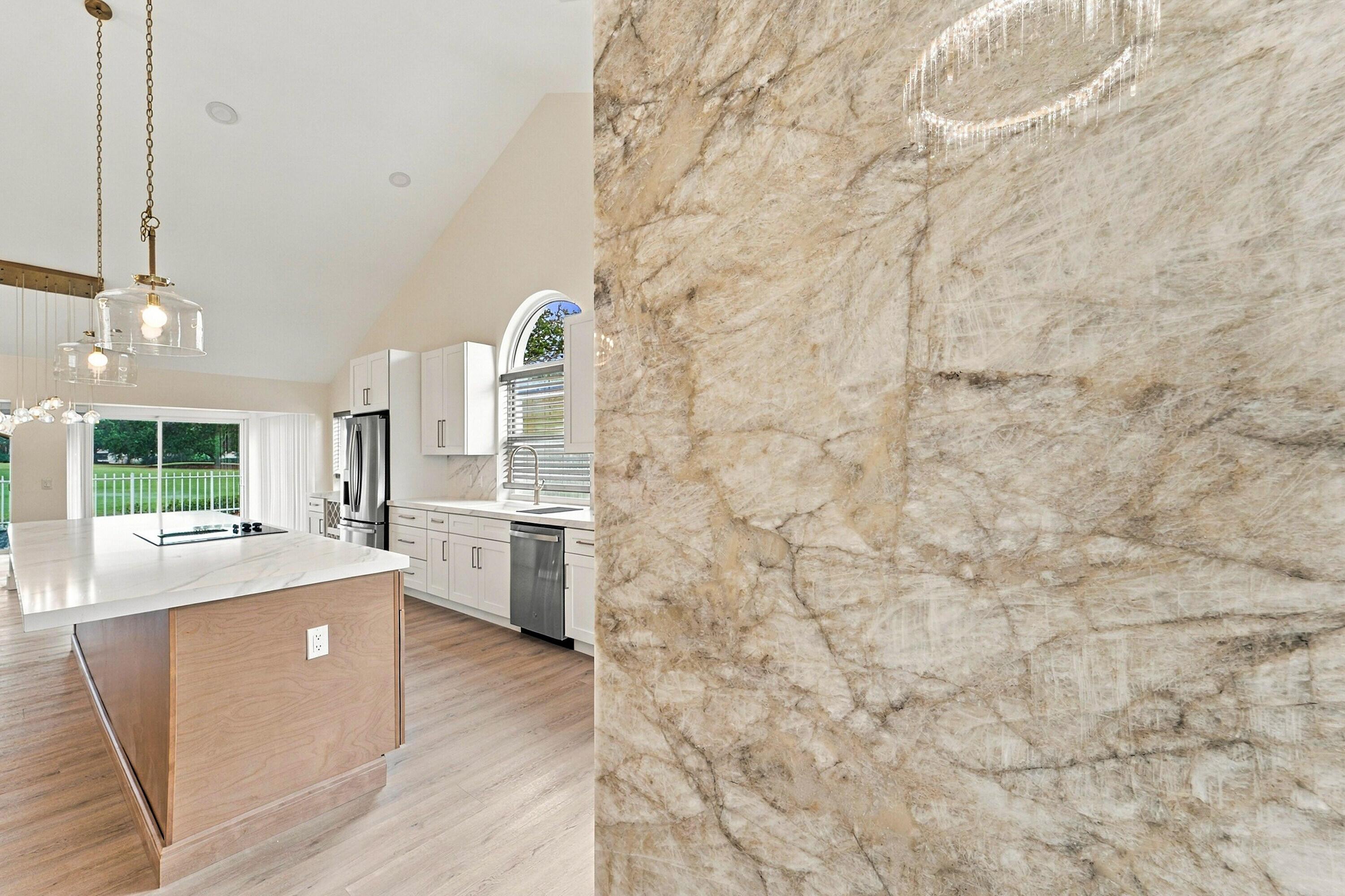 2398 Saratoga Bay Drive, West Palm Beach, FL 33409, West Palm Beach - Photo 2