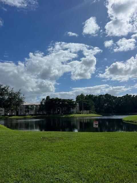 500 CRESTWOOD Court N 518, Royal Palm Beach, FL 33411, Royal Palm Beach - Photo 3