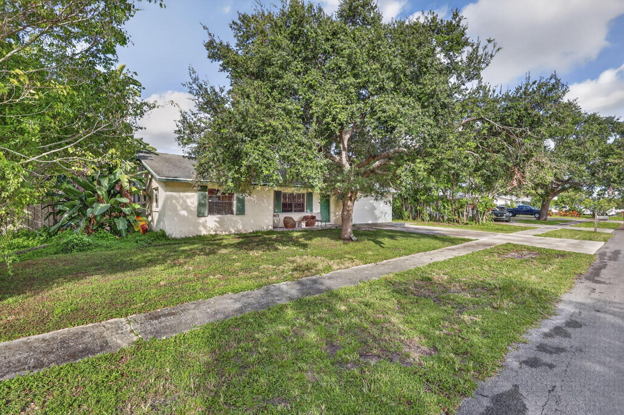 1209 NW 8TH Street, Boynton Beach, FL 33426, Boynton Beach - Photo 3