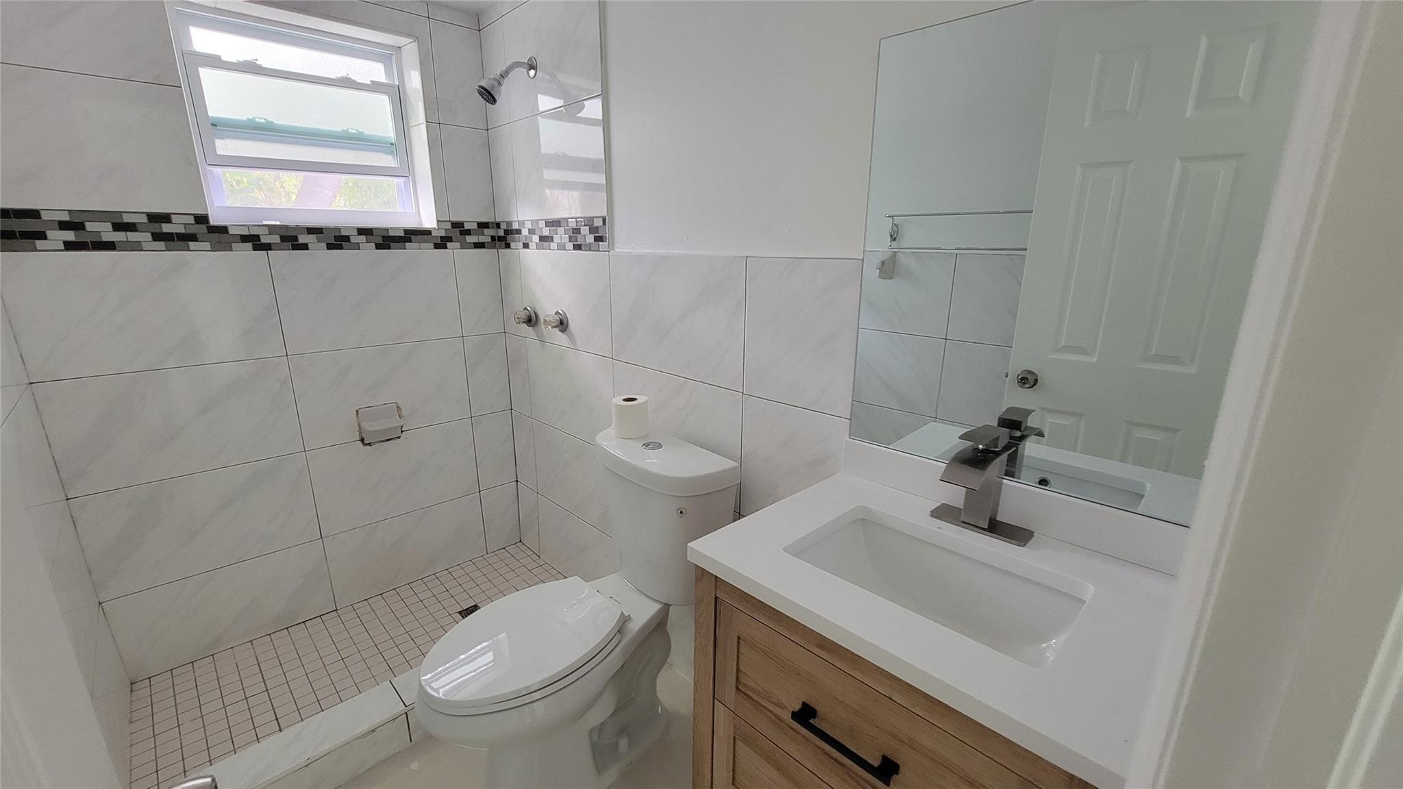 1602 NW 24th Court, Miami, FL 33125, Miami - Photo 3