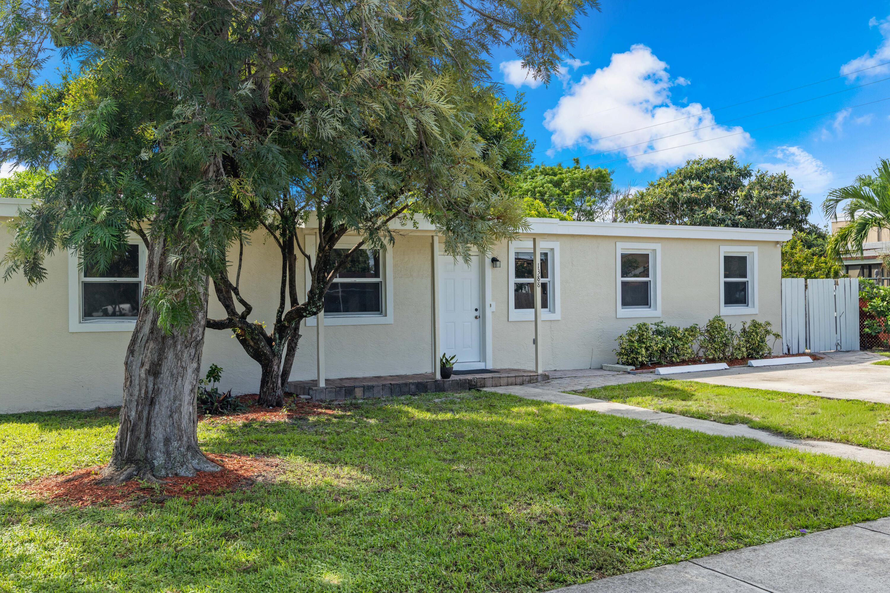 1388 NE 54TH Street, Pompano Beach, FL 33064, Pompano Beach - Photo 3