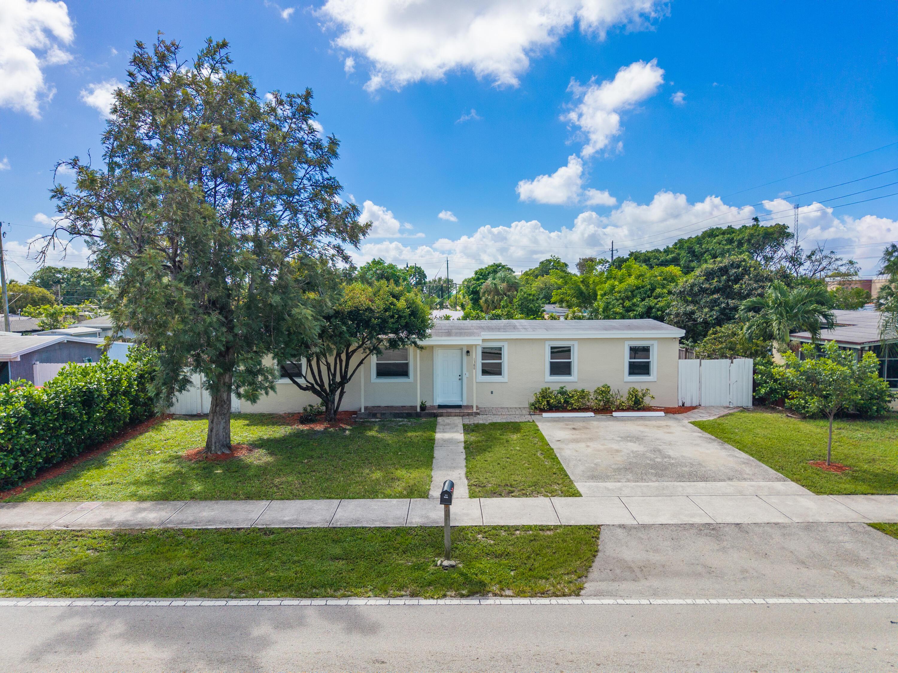 1388 NE 54TH Street, Pompano Beach, FL 33064, Pompano Beach - Photo 5