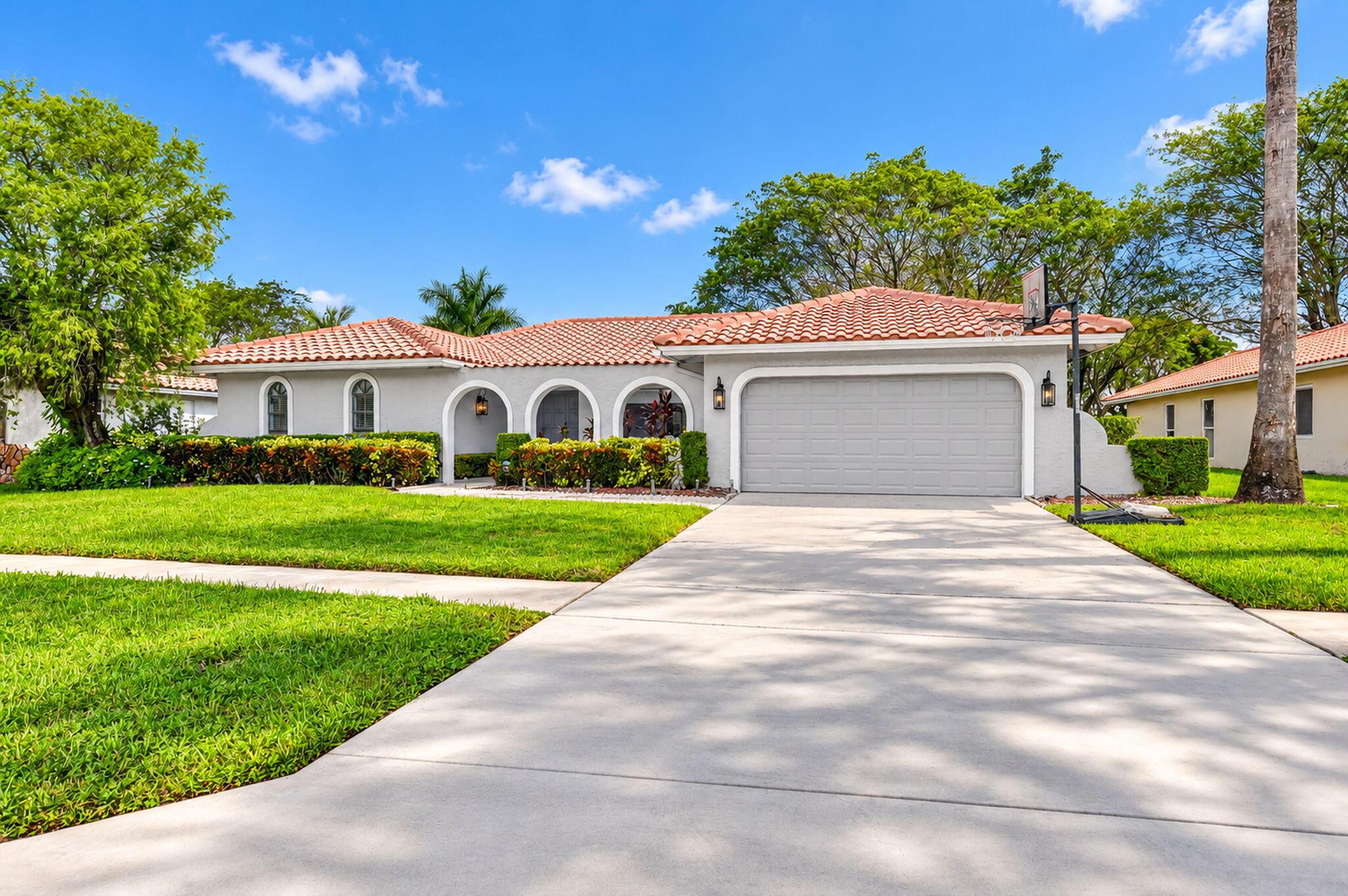 10081 HARBOURTOWN Court, Boca Raton, FL 33498, Boca Raton - Photo 2