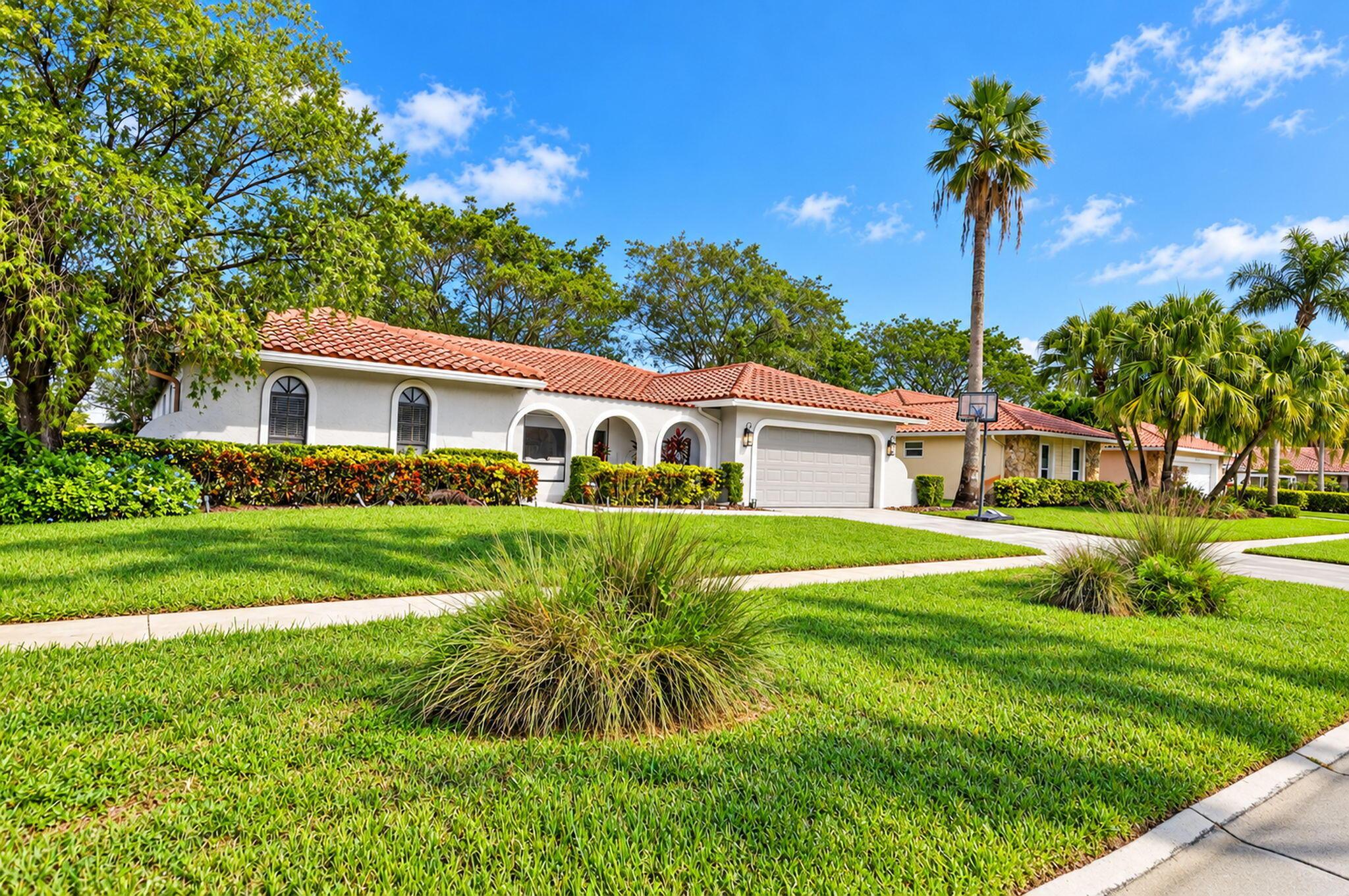 10081 HARBOURTOWN Court, Boca Raton, FL 33498, Boca Raton - Photo 3
