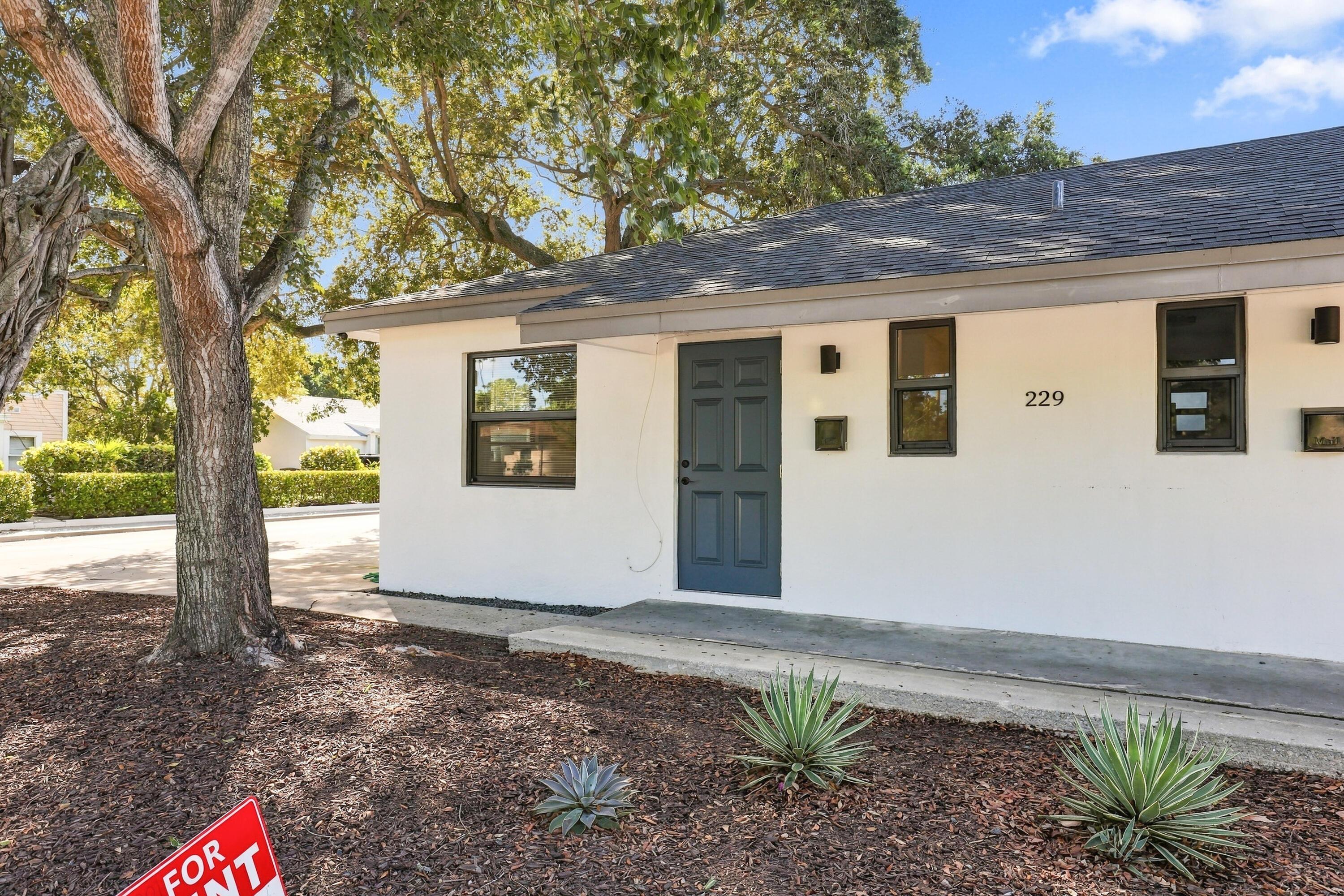 229 N E Street 1, Lake Worth Beach, FL 33460, Lake Worth Beach - Photo 3