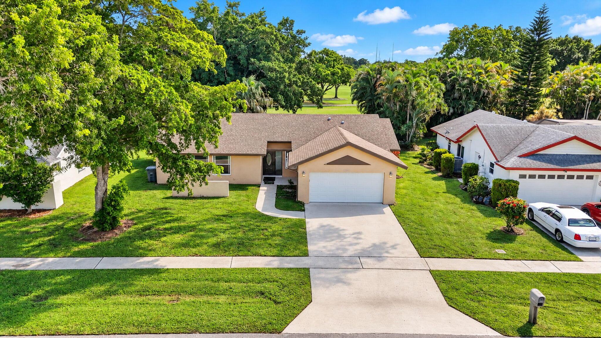 19564 HAMPTON Drive, Boca Raton, FL 33434, Boca Raton - Photo 2