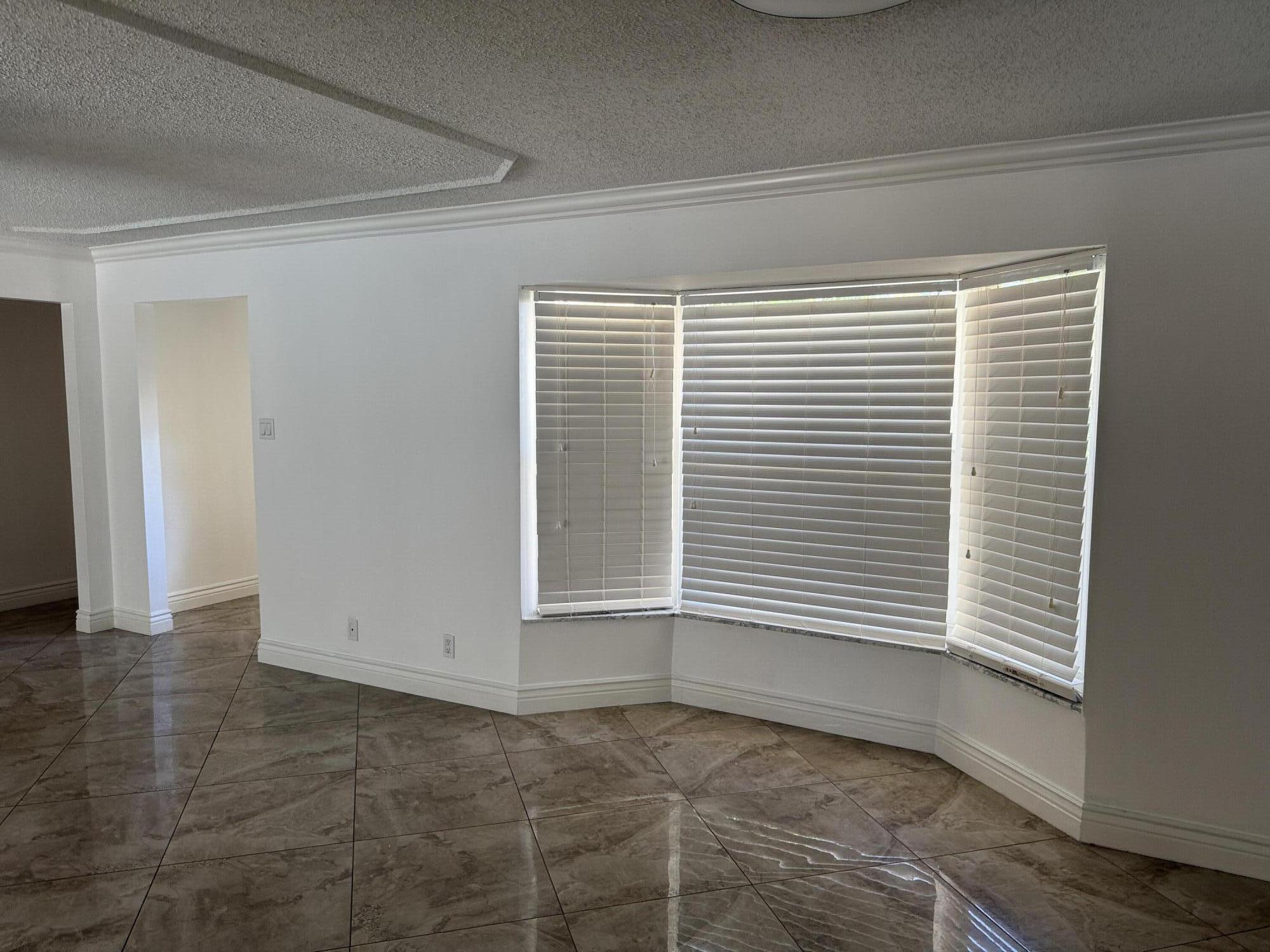 6957 NW 9TH Court, Margate, FL 33063, Margate - Photo 4