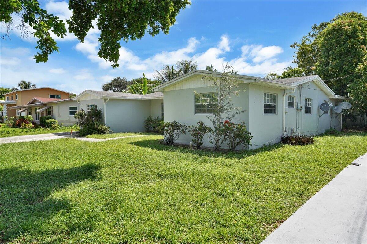 3982 NW 39TH Avenue, Lauderdale Lakes, FL 33309, Lauderdale Lakes - Photo 3