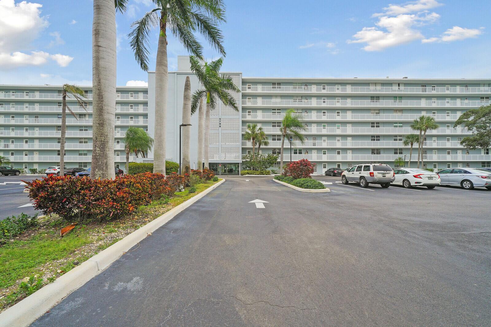 5700 NW 2ND Avenue 405, Boca Raton, FL 33487, Boca Raton - Photo 3