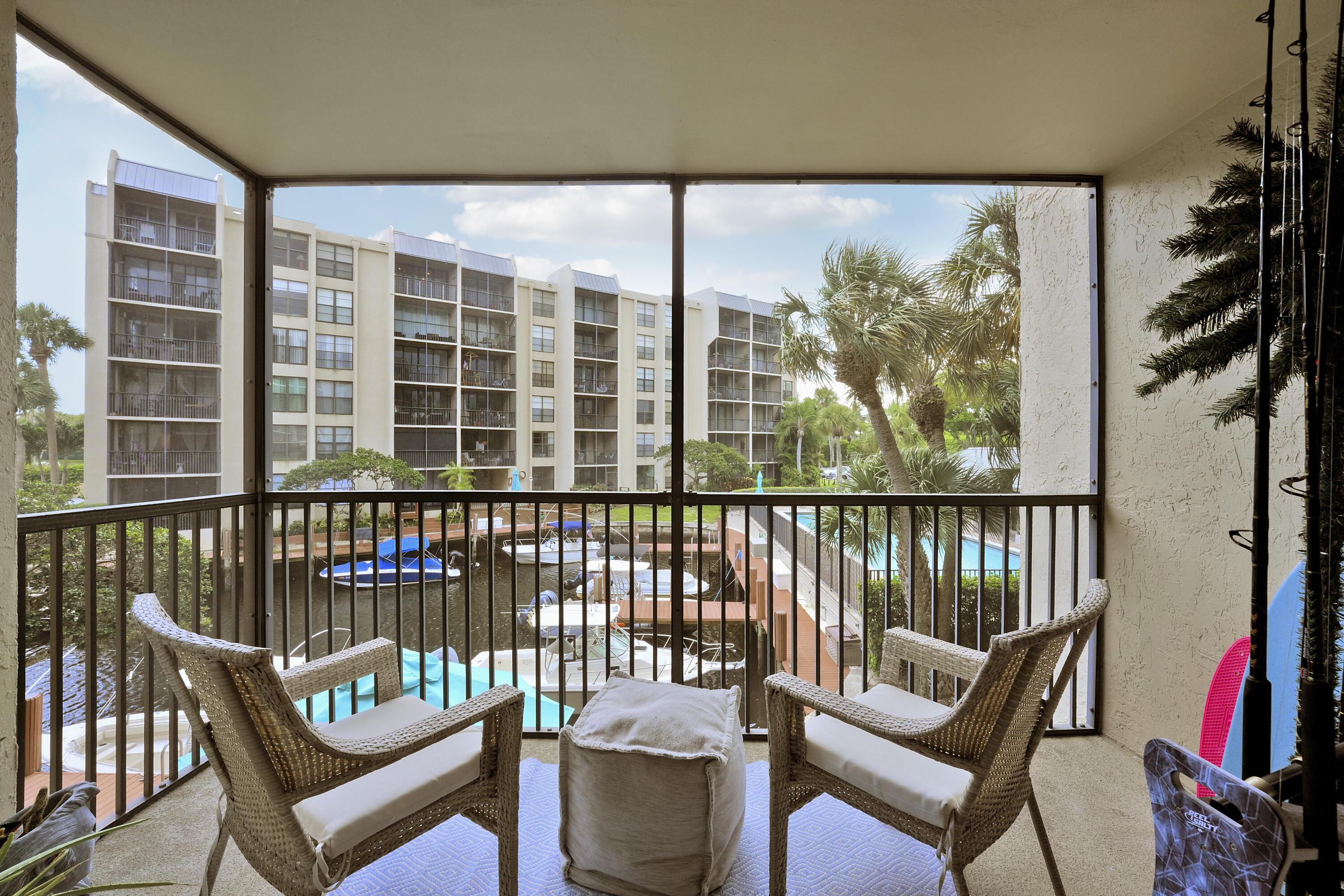 20 Royal Palm Way 204, Boca Raton, FL 33432, Boca Raton - Photo 3