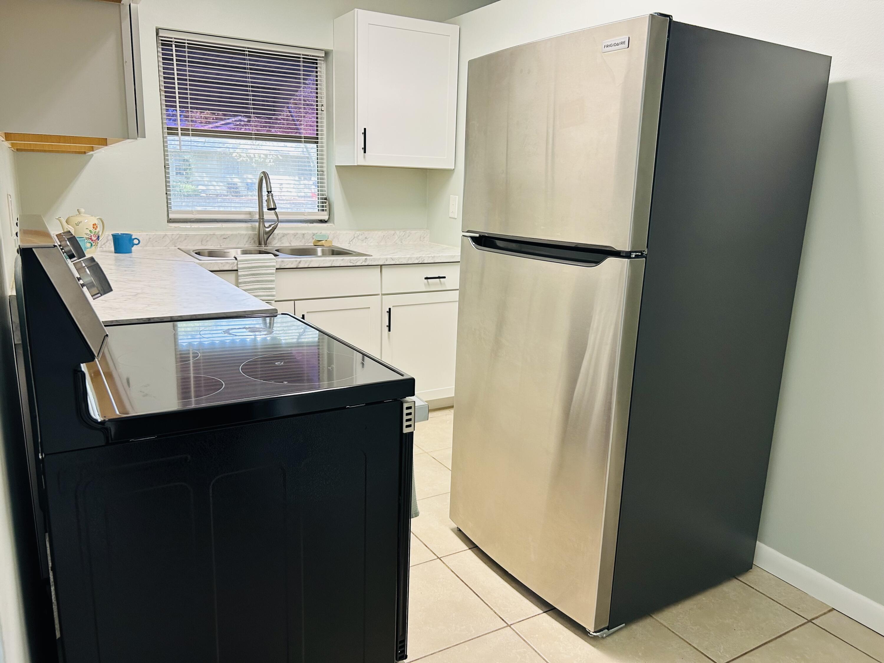 1806 22ND Avenue 1806, Vero Beach, FL 32960, Vero Beach - Photo 4