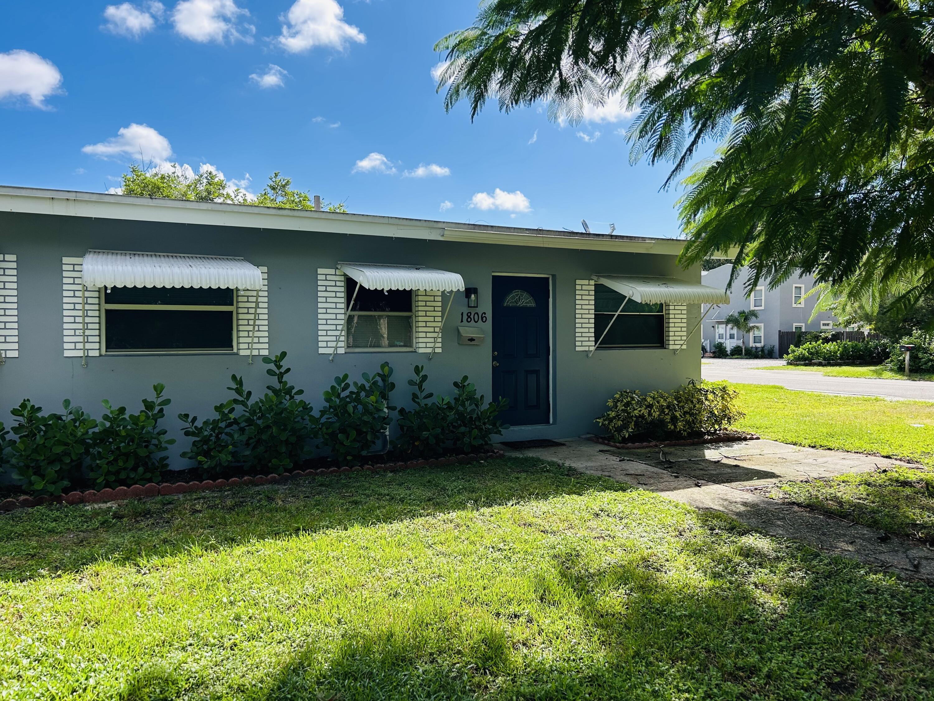 1806 22ND Avenue 1806, Vero Beach, FL 32960, Vero Beach - Photo 2