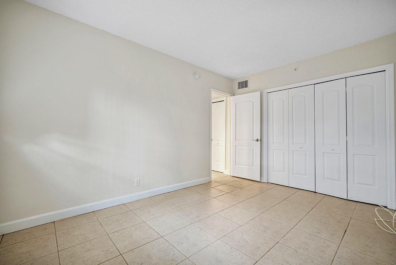 701 NE 7TH Avenue 2, Delray Beach, FL 33483, Delray Beach - Photo 5