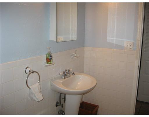 2400 NE 10th Street NE 305, Pompano Beach, FL 33062, Pompano Beach - Photo 3