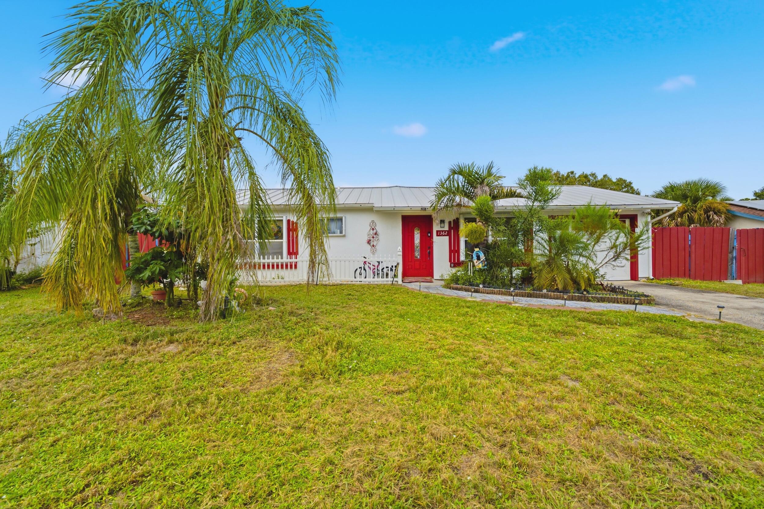 1362 SE BUCKINGHAM Terrace, Port St. Lucie, FL 34952, Port St. Lucie - Photo 4