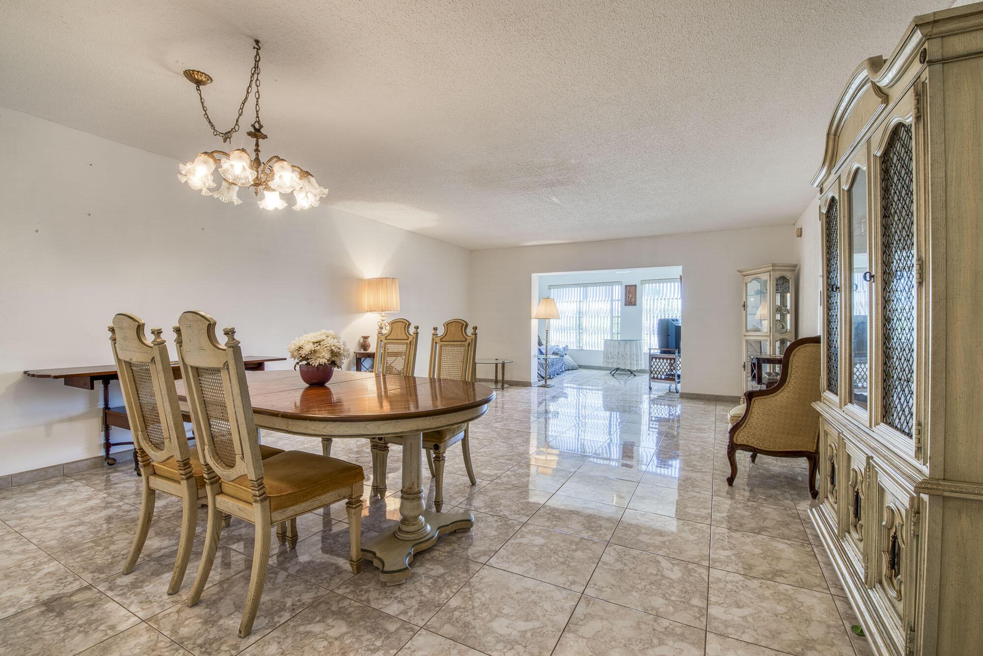 4281 NW 41ST Street 320, Lauderdale Lakes, FL 33319, Lauderdale Lakes - Photo 2