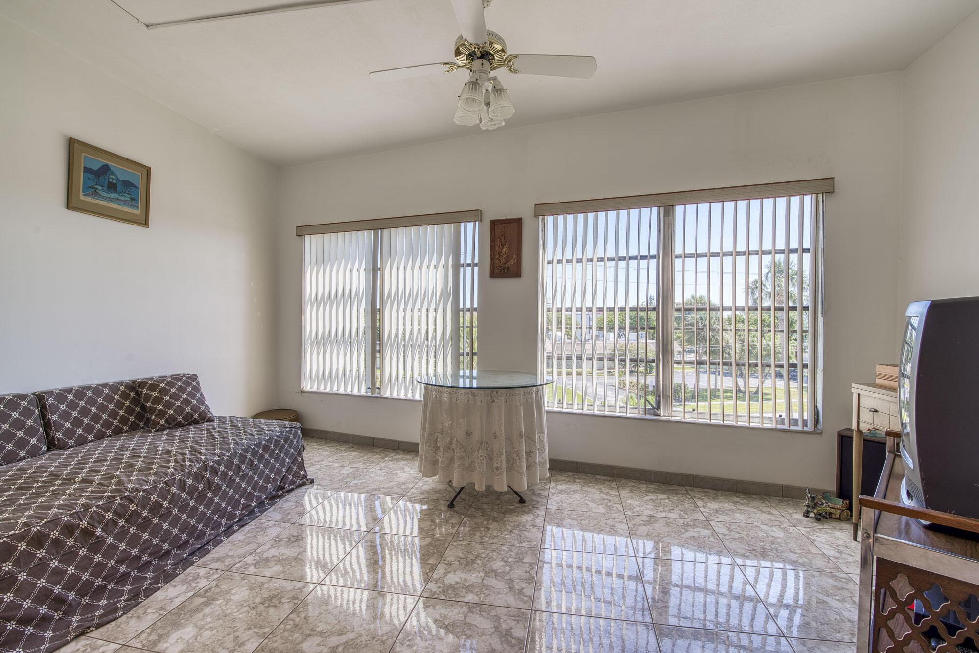 4281 NW 41ST Street 320, Lauderdale Lakes, FL 33319, Lauderdale Lakes - Photo 4