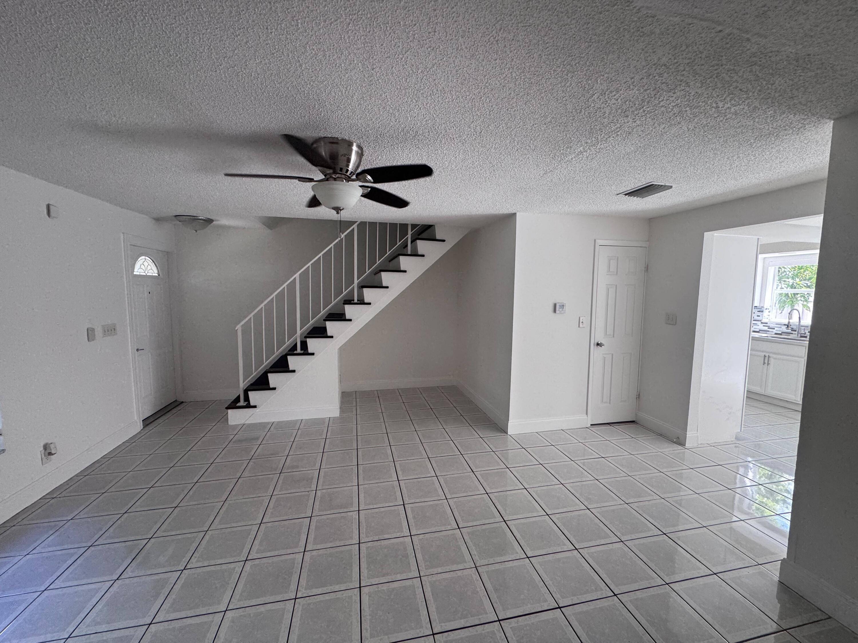 7918 KIMBERLY Boulevard 304, North Lauderdale, FL 33068, North Lauderdale - Photo 5