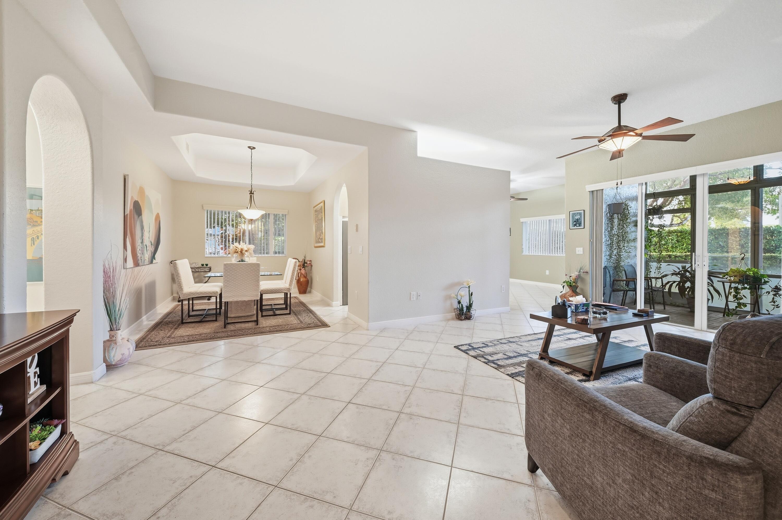 7986 EXETER Boulevard W 101, Tamarac, FL 33321, Tamarac - Photo 4