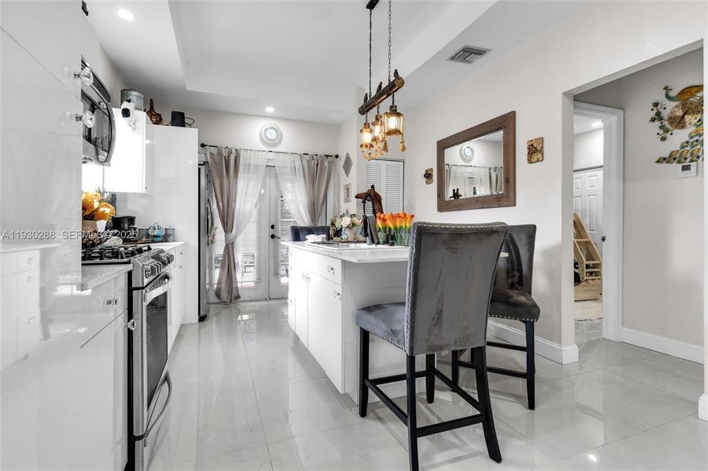 16020 SW 208TH Avenue 101, Miami, FL 33187, Miami - Photo 3