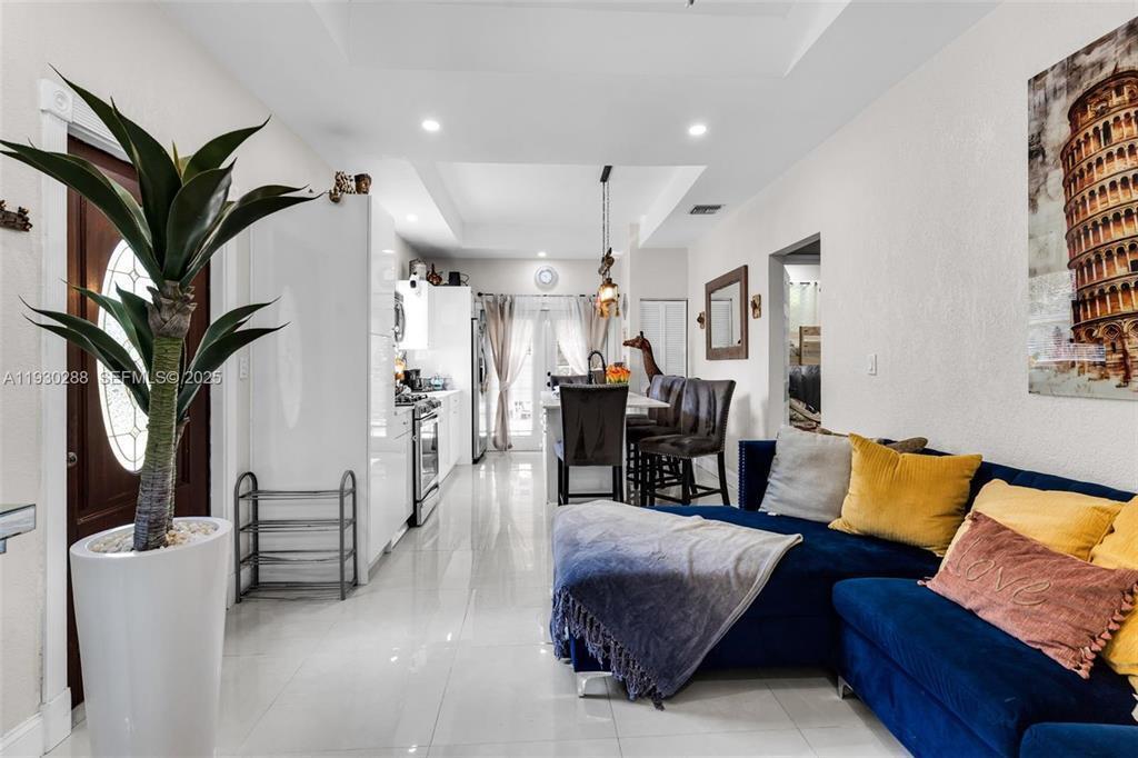 16020 SW 208TH Avenue 101, Miami, FL 33187, Miami - Photo 4