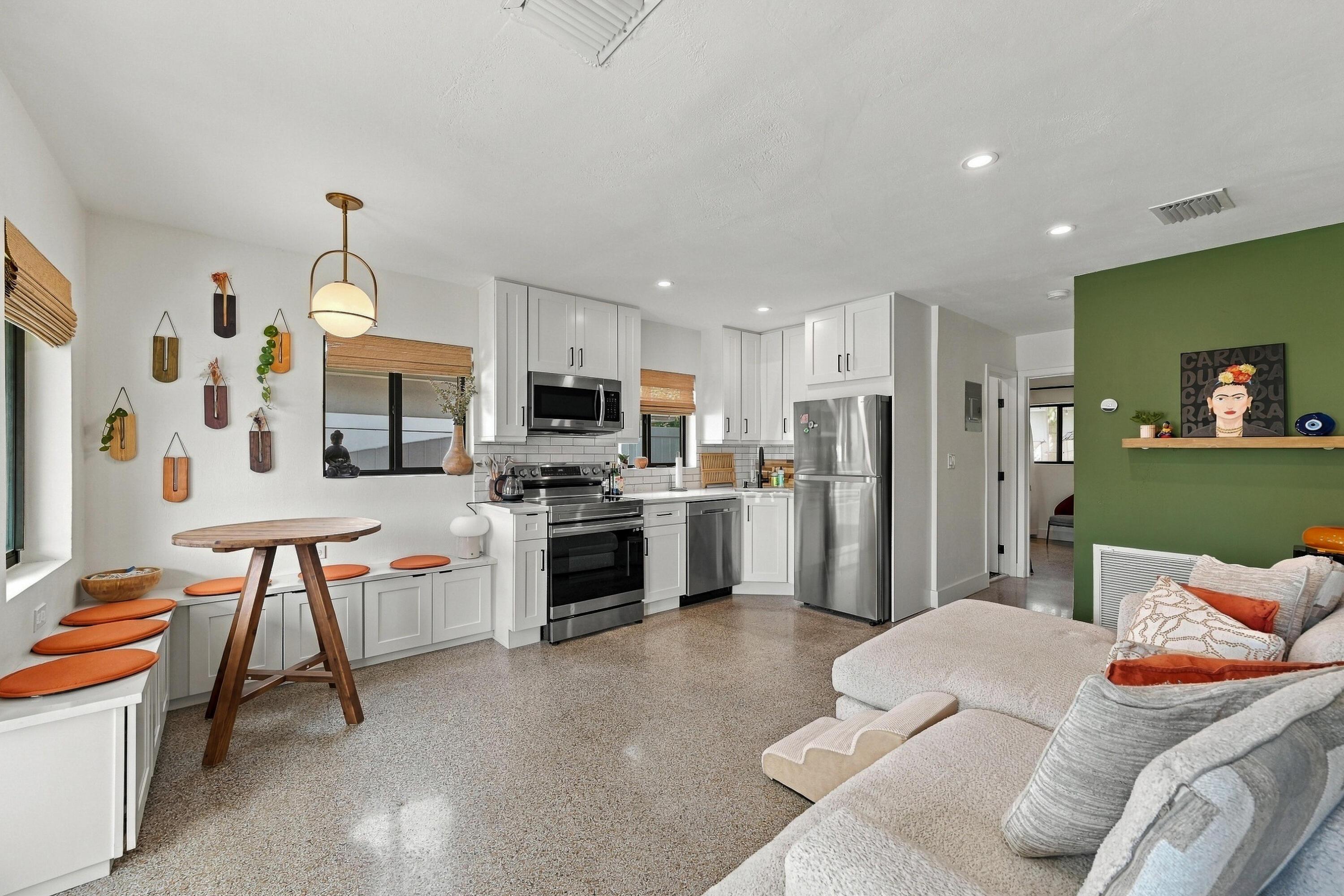 501 NW 25TH Street A, Wilton Manors, FL 33311, Wilton Manors - Photo 3