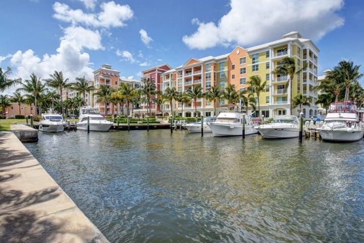 806 E WINDWARD Way 301, Lantana, FL 33462, Lantana