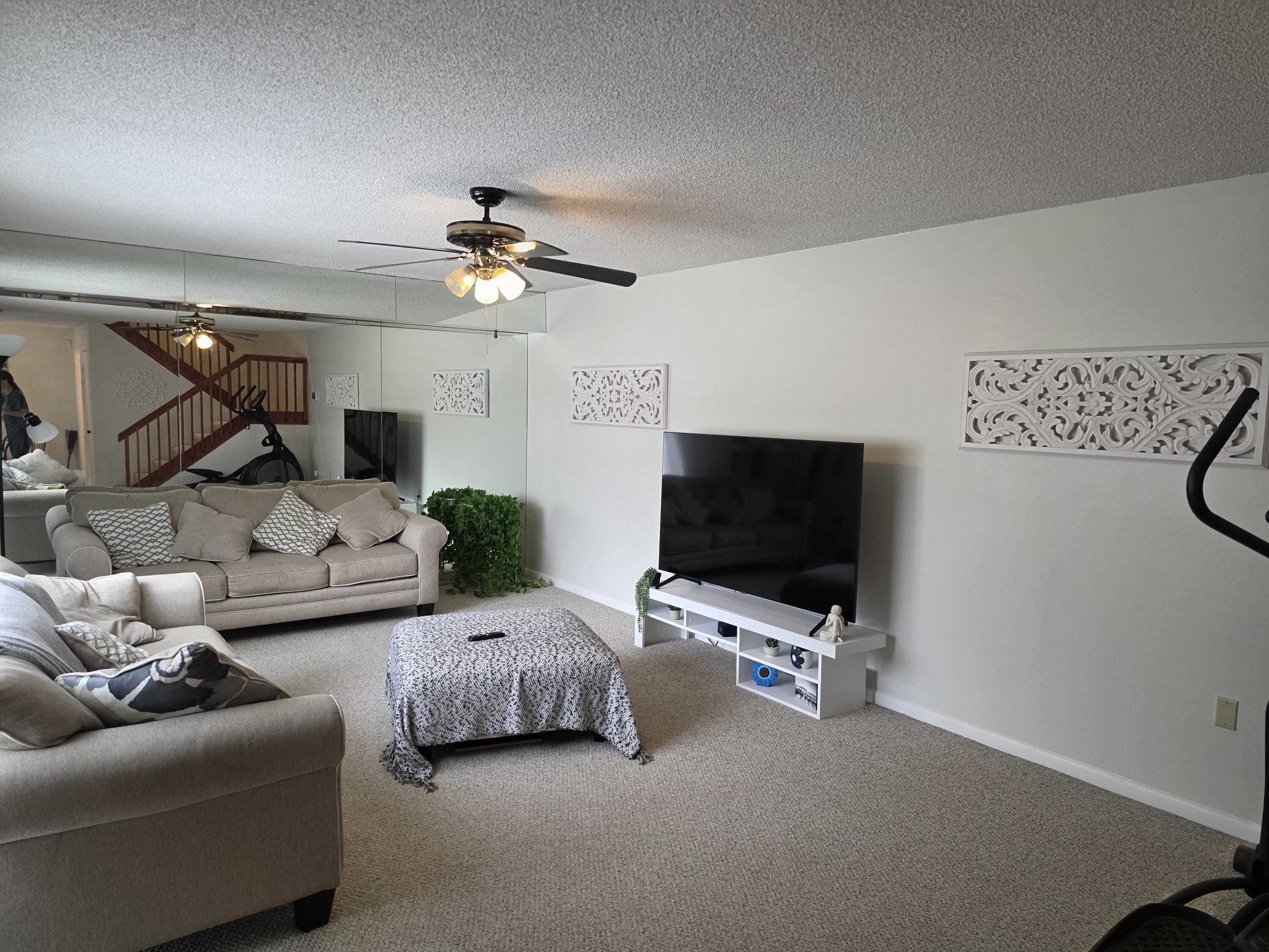 5126 51ST Way, West Palm Beach, FL 33409, West Palm Beach - Photo 2