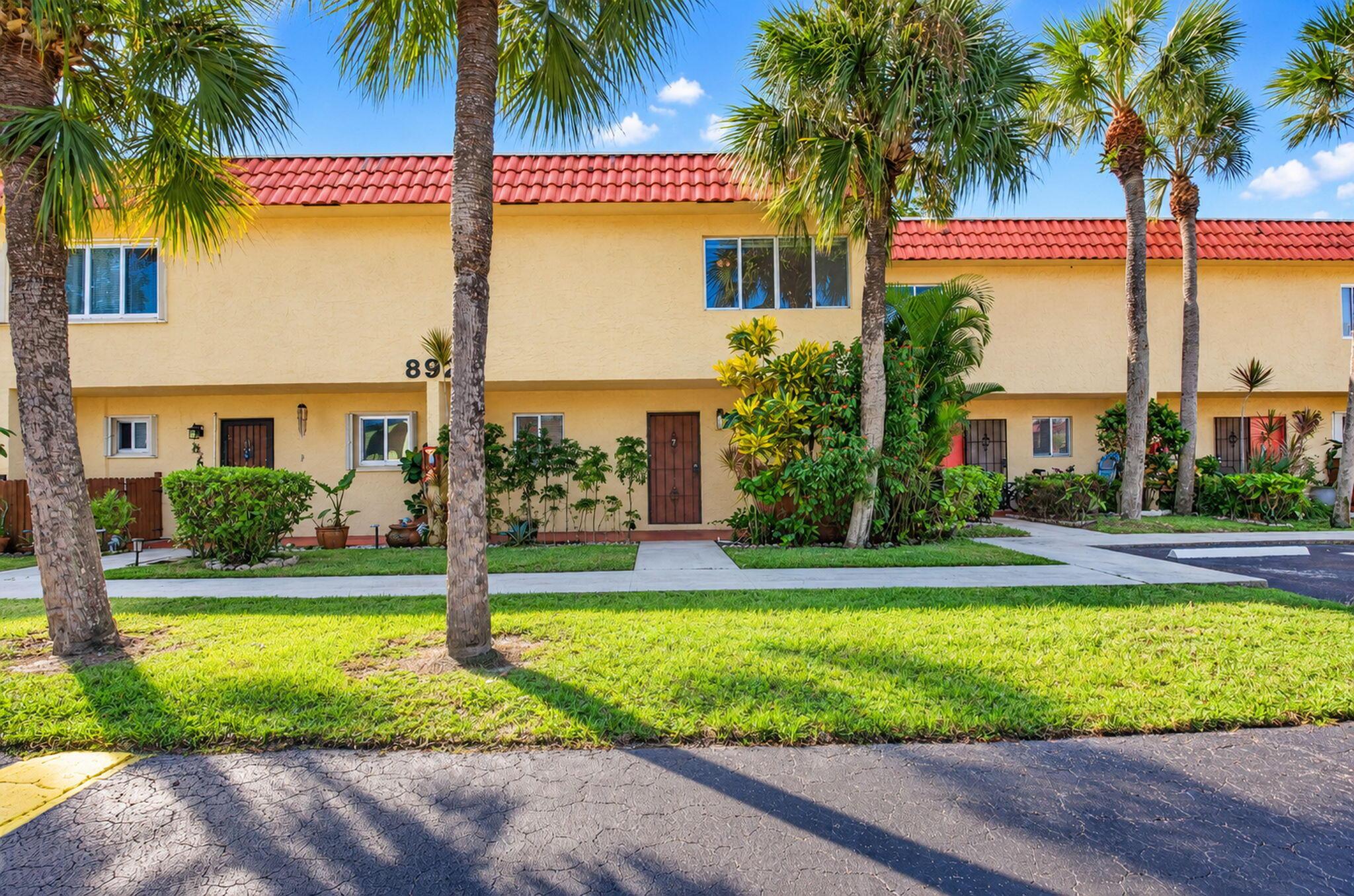 892 SW 9th Street Circle 7, Boca Raton, FL 33486, Boca Raton