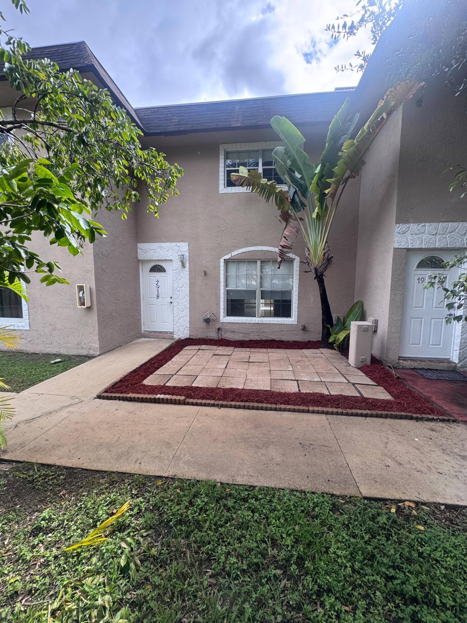 7918 KIMBERLY Boulevard 304, North Lauderdale, FL 33068, North Lauderdale