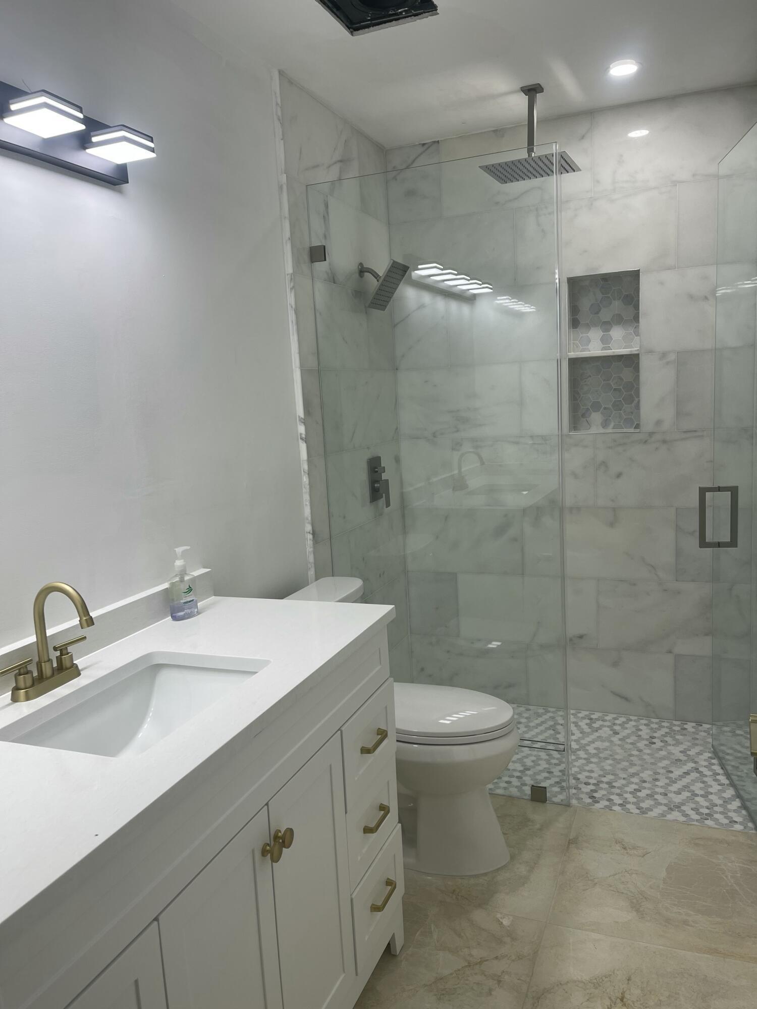 235 NW 3rd Court, Boca Raton, FL 33432, Boca Raton - Photo 5