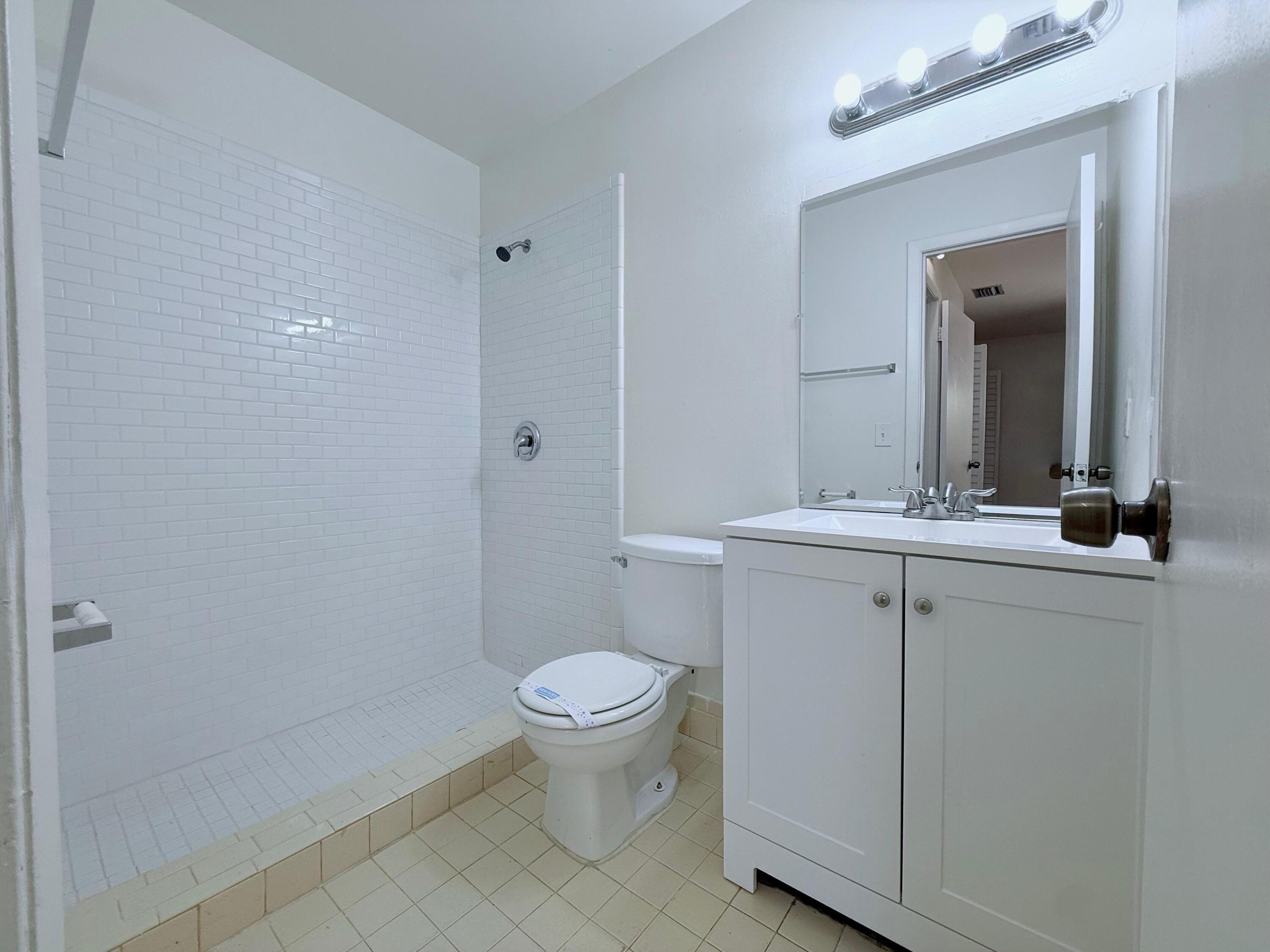 3084 Collin Drive A, West Palm Beach, FL 33406, West Palm Beach - Photo 3
