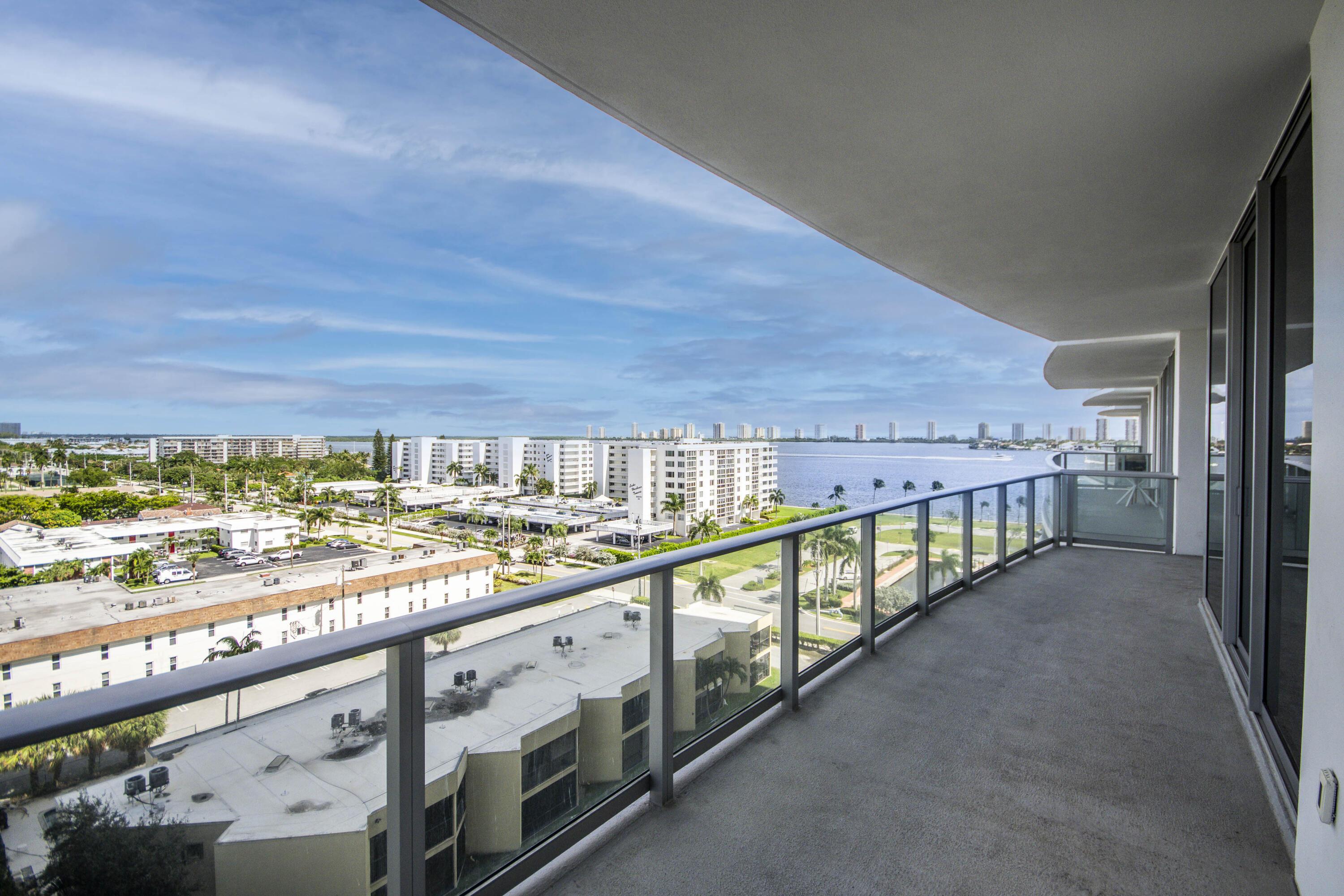 220 Lake Shore Drive 813, West Palm Beach, FL 33403, West Palm Beach - Photo 3