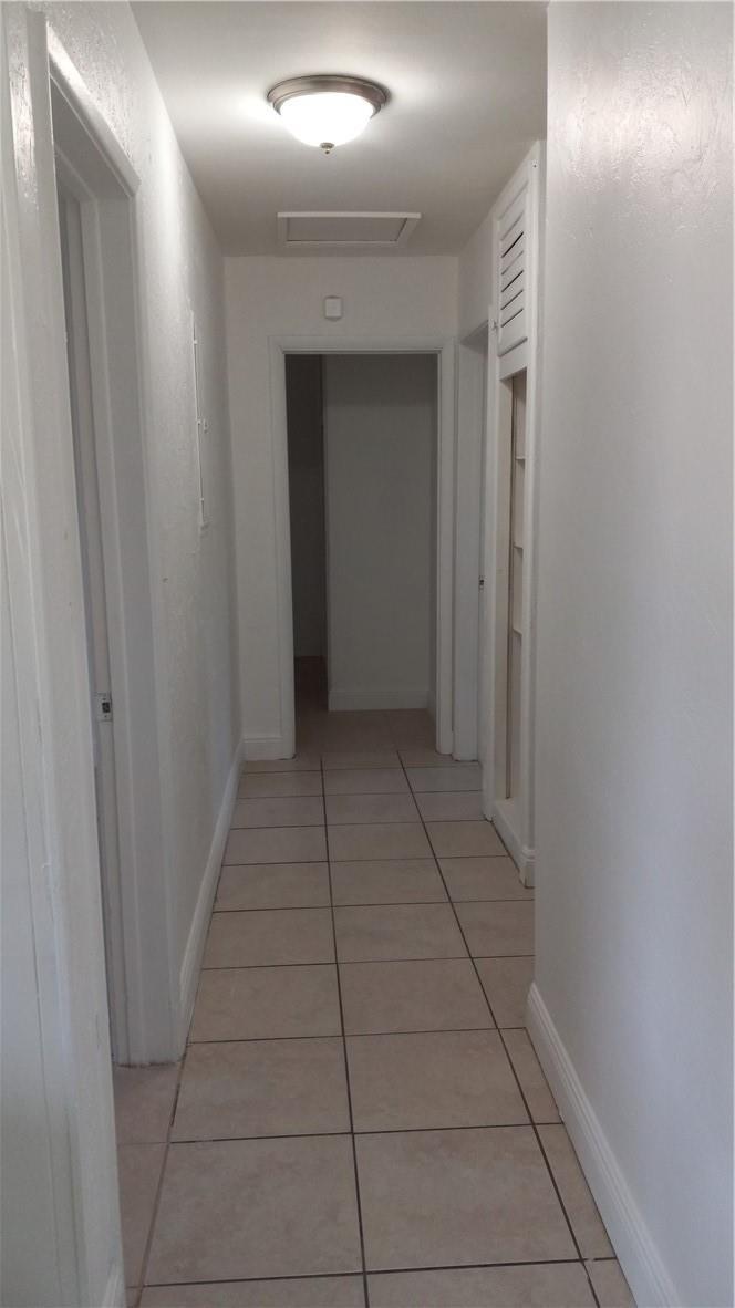 330 NW 38TH Street, Deerfield Beach, FL 33064, Deerfield Beach - Photo 4