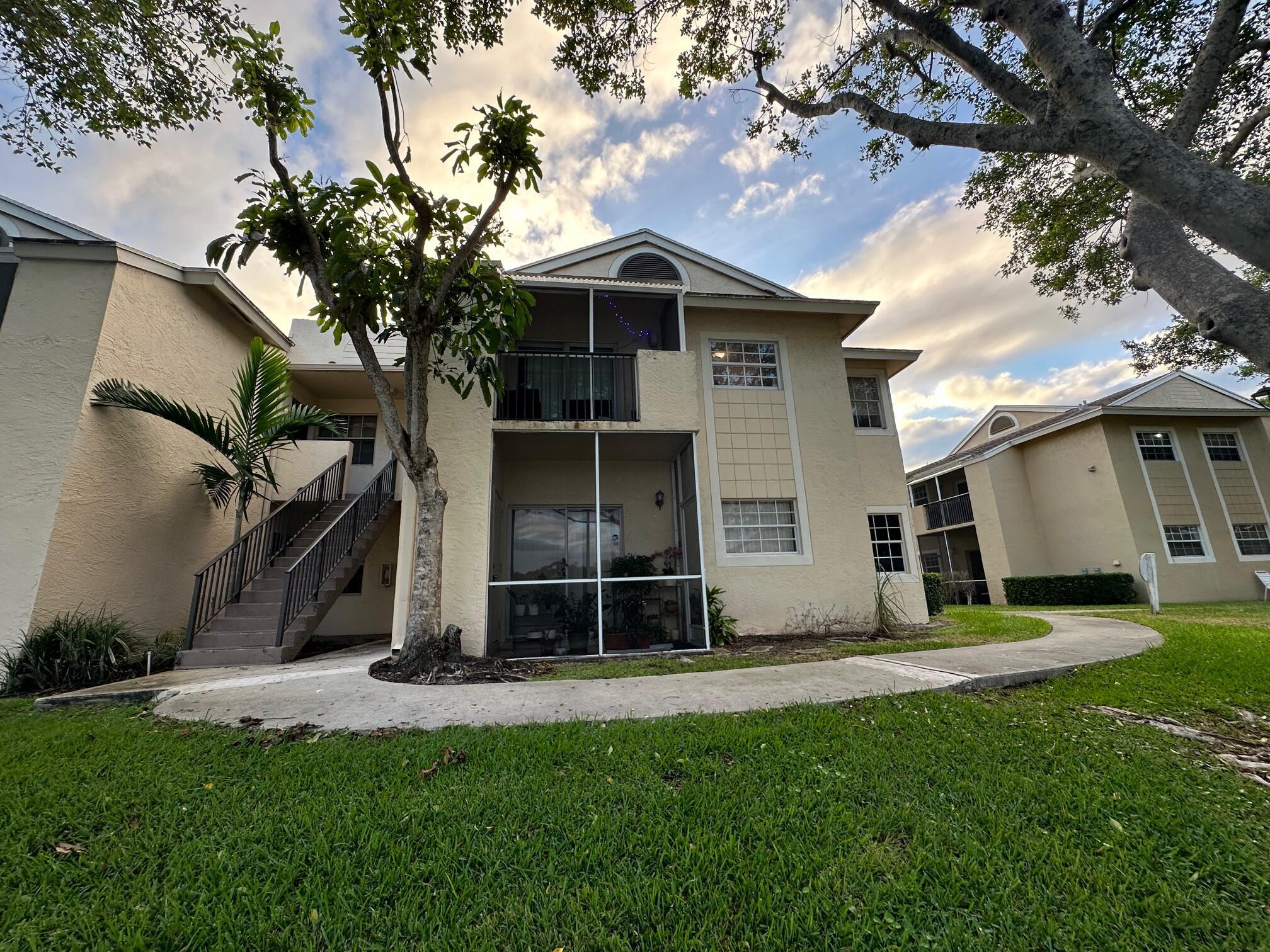 651 CYPRESS LAKE Boulevard L, Deerfield Beach, FL 33064, Deerfield Beach
