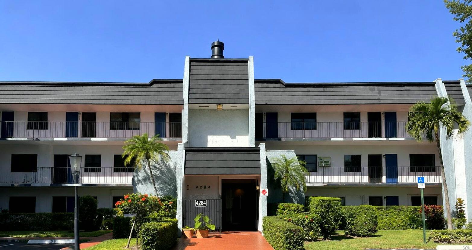 4284 DESTE Court 304, Lake Worth, FL 33467, Lake Worth