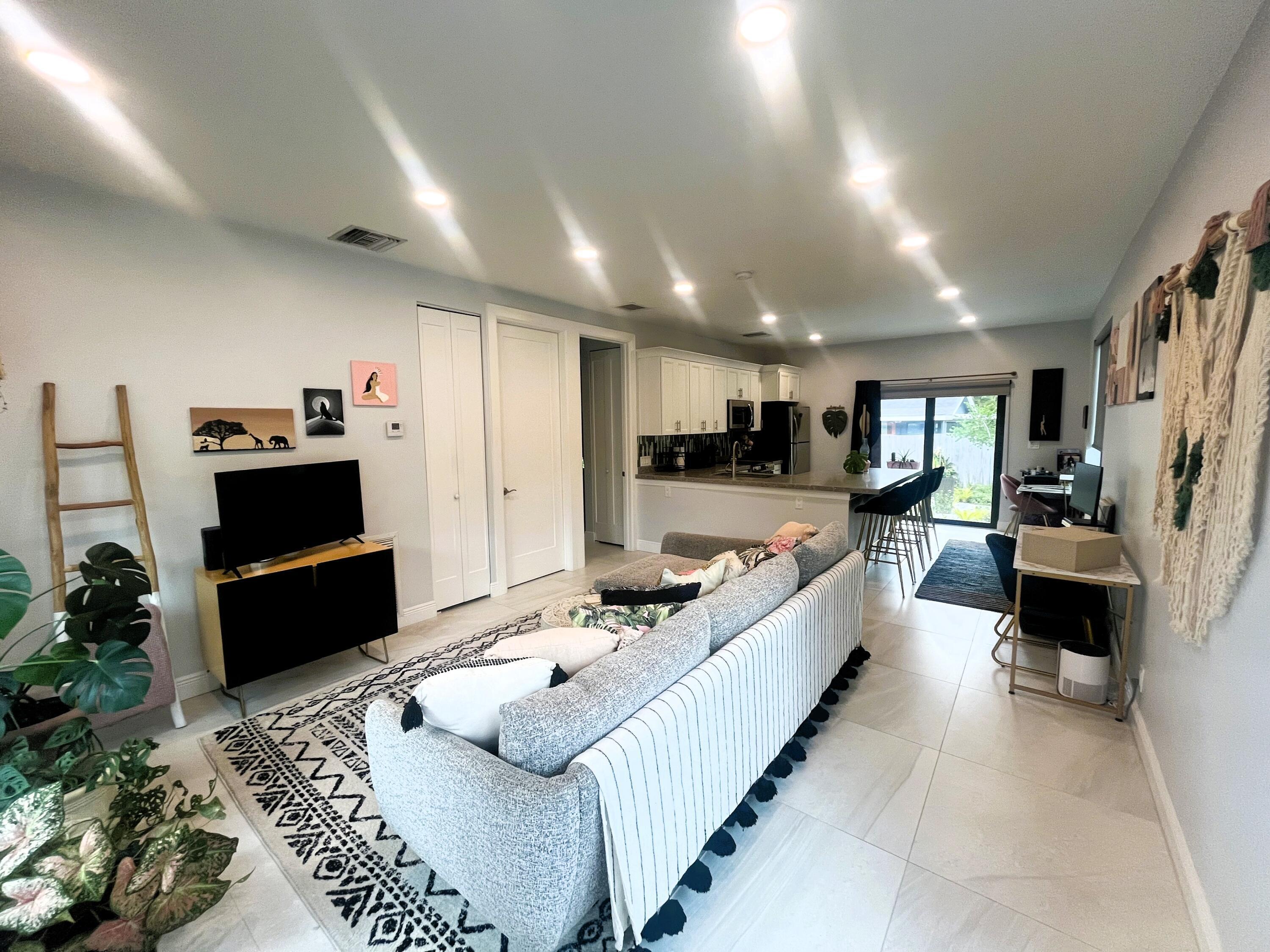 3589 Gibbs Road, Delray Beach, FL 33483, Delray Beach - Photo 5