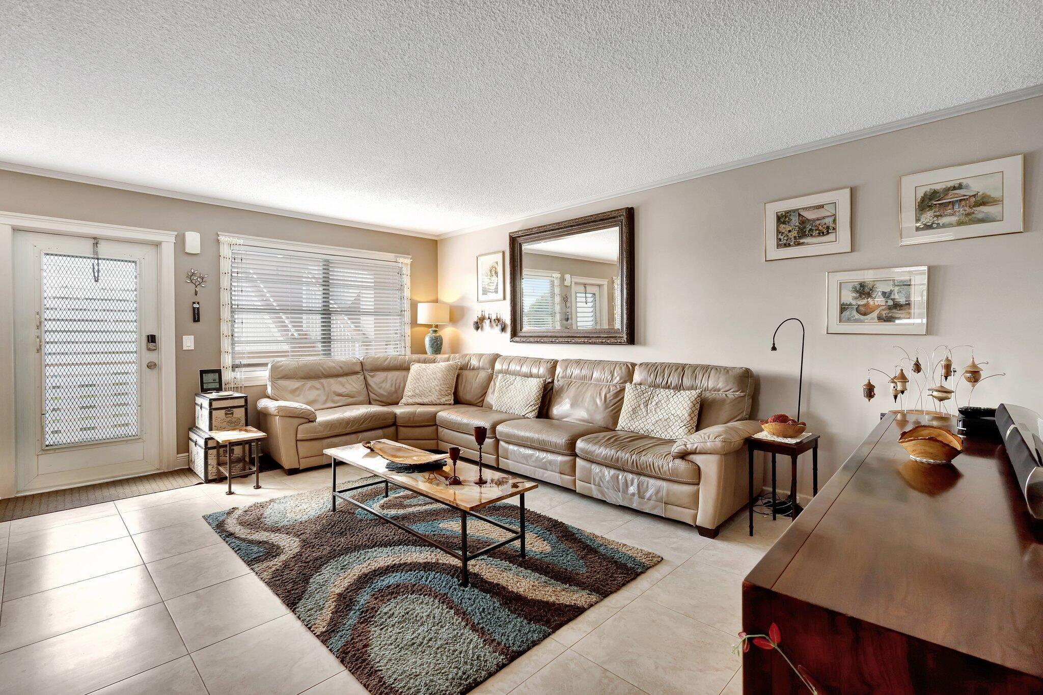 373 WELLINGTON J, West Palm Beach, FL 33417, West Palm Beach - Photo 3