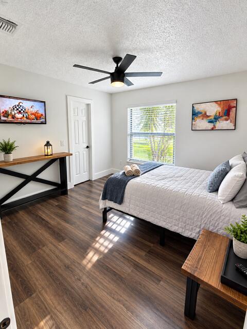 3743 SW Findlay Street room for rent, Port St. Lucie, FL 34953, Port St. Lucie - Photo 3
