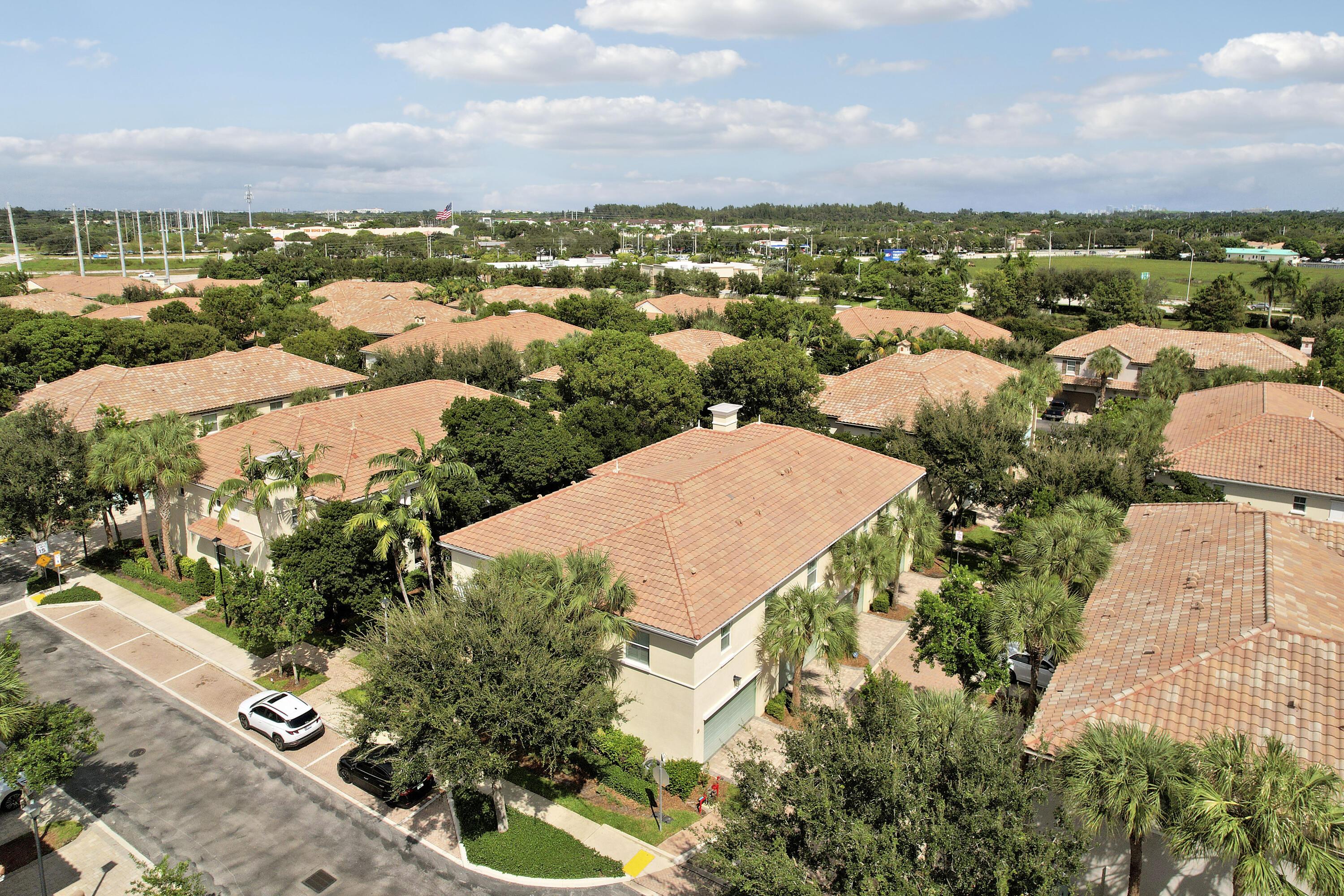 4326 Cascada Circle, Hollywood, FL 33024, Hollywood