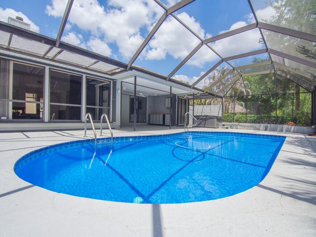 1070 47TH Avenue SW, Vero Beach, FL 32968, Vero Beach