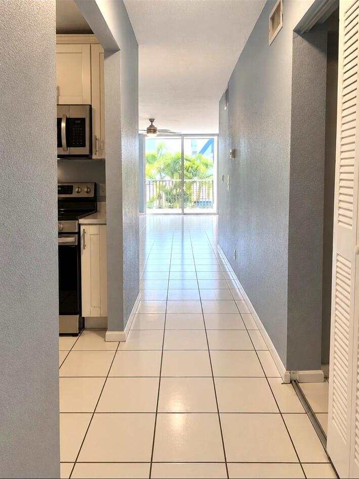 2029 NW 46TH Avenue E201, Lauderhill, FL 33313, Lauderhill - Photo 2