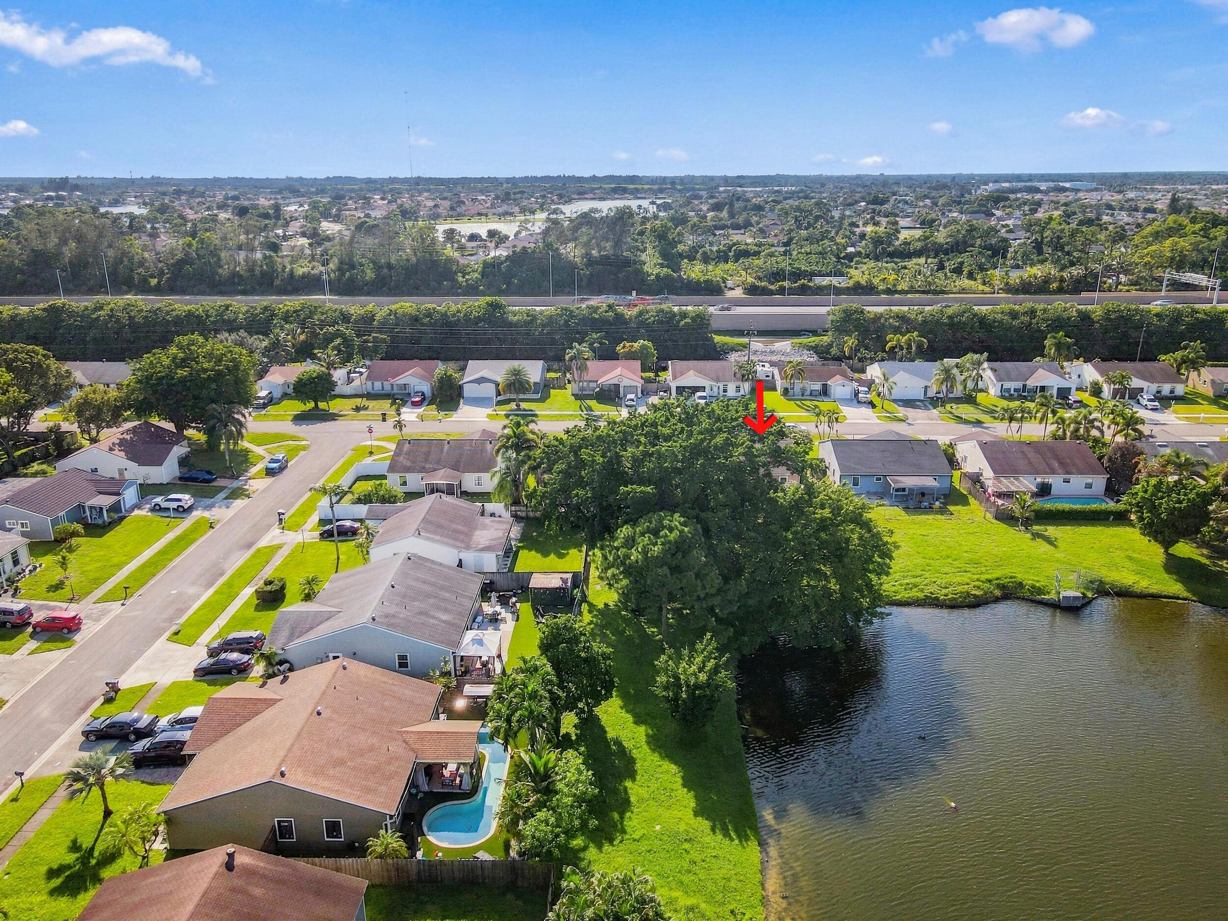 5215 Canal Circle W, Lake Worth, FL 33467, Lake Worth - Photo 2