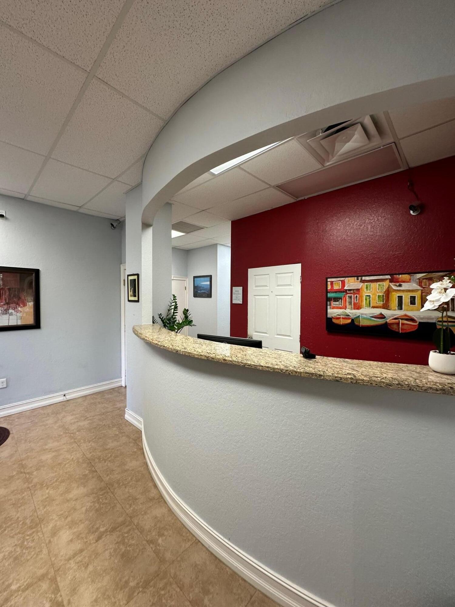 5489 Wiles Road 302, Coconut Creek, FL 33073, Coconut Creek - Photo 4
