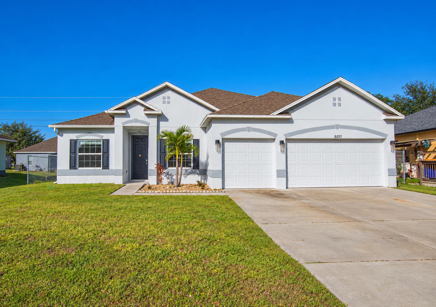 8055 102nd Avenue, Vero Beach, FL 32967, Vero Beach - Photo 2