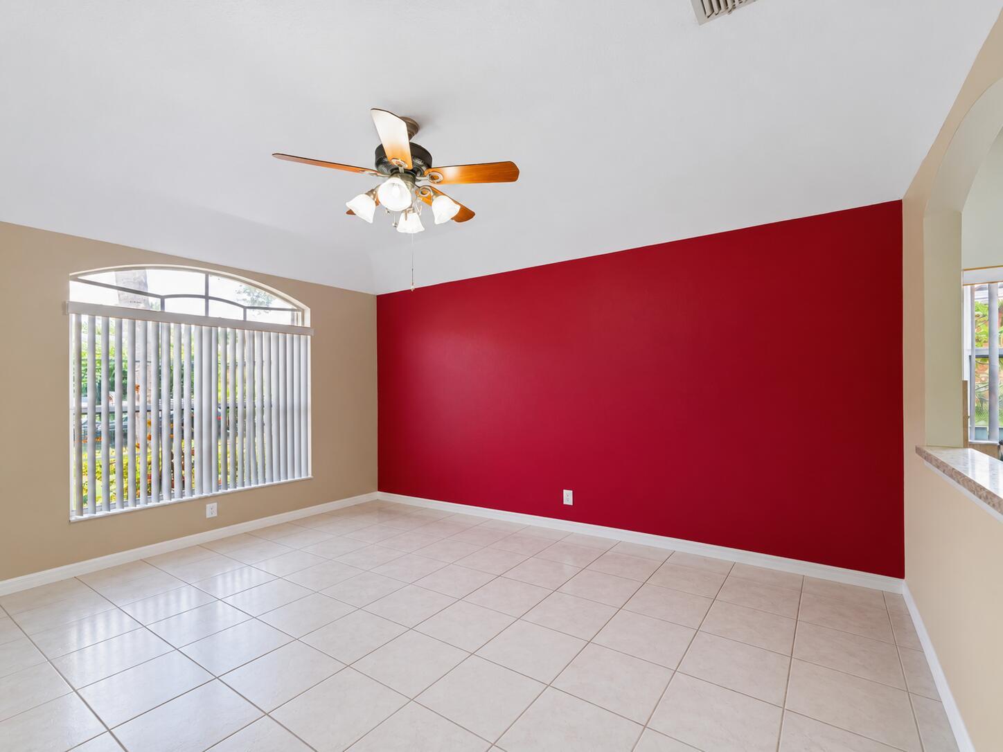8071 Via Hacienda, Riviera Beach, FL 33418, Riviera Beach - Photo 4