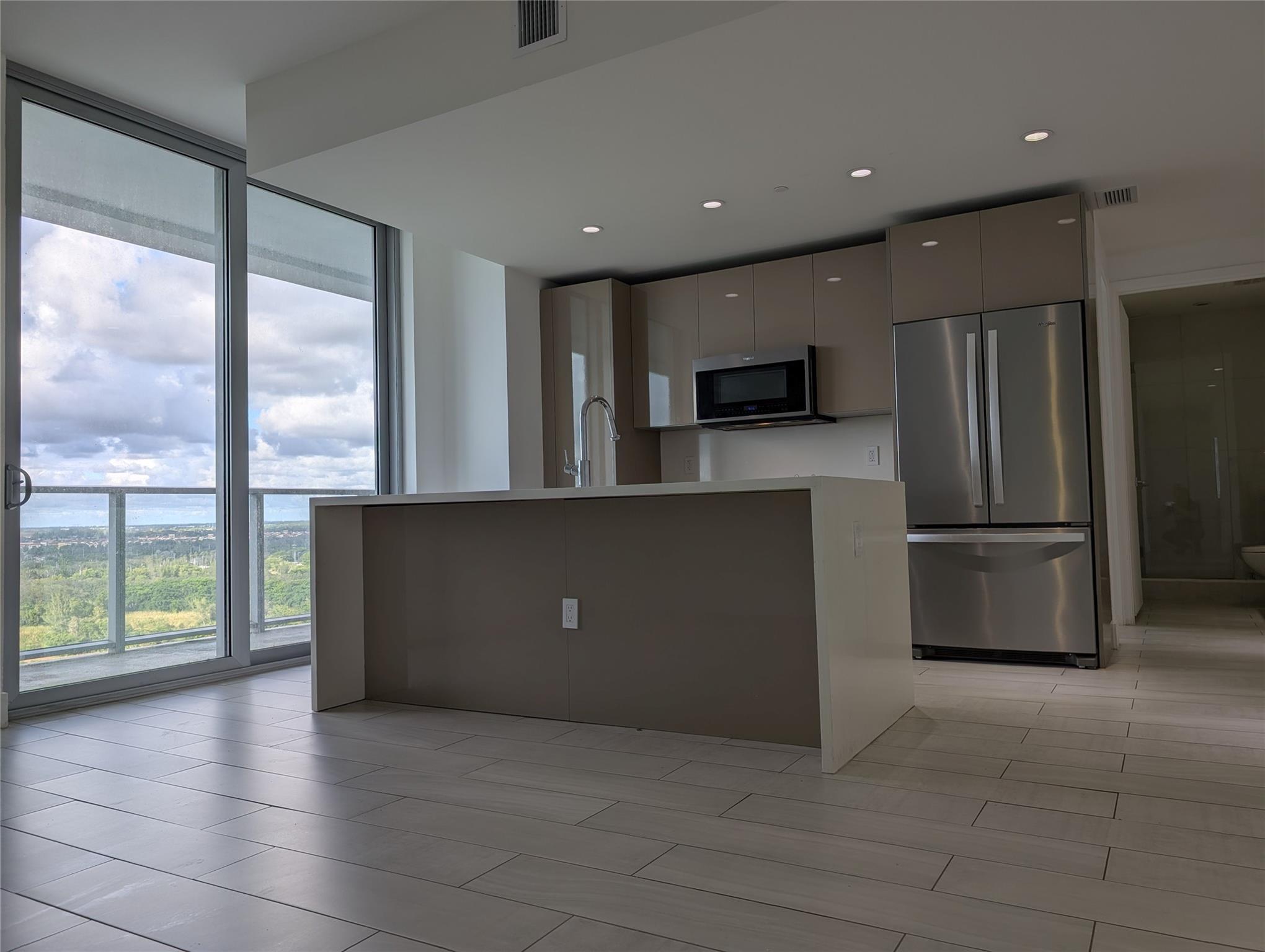 2000 METROPICA Way 1501, Sunrise, FL 33323, Sunrise - Photo 2